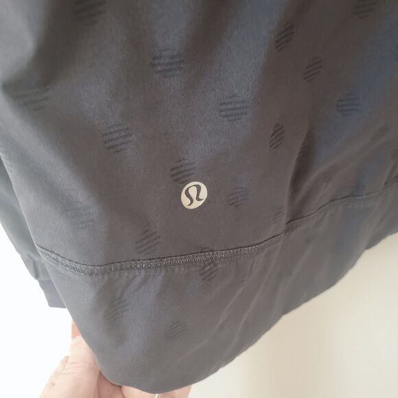 Lululemon Hooded Windbreaker Light Active Navy Blue Dot Print Women Sz 6 Jacket - Picture 12 of 12